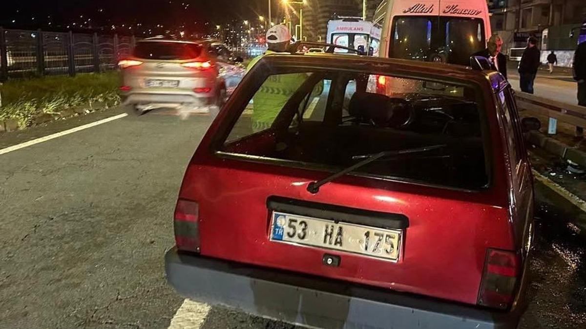 Rizede otomobil, minibüse çarptı; 1 yaralı