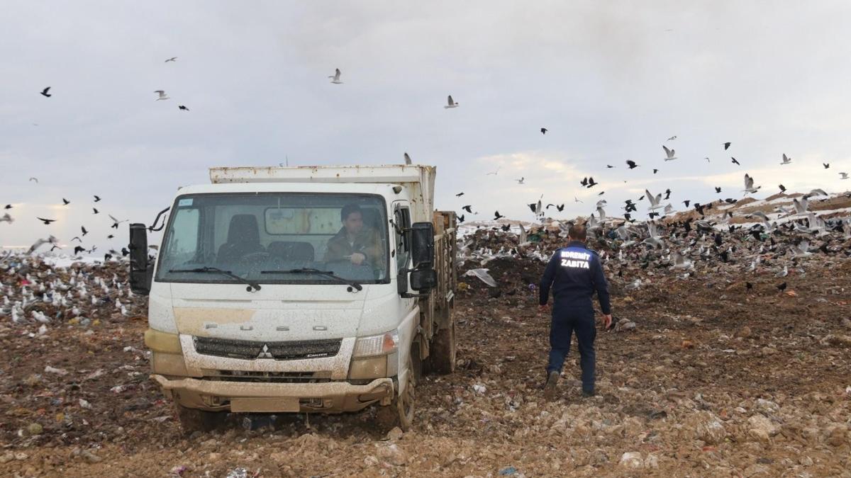 Van'da son kullanma tarihi geçmiş 1 ton gıda imha edildi