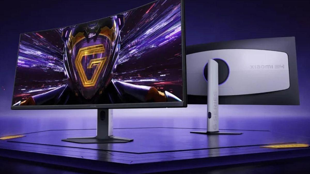 180Hz ve 1ms tepki süreli monitor