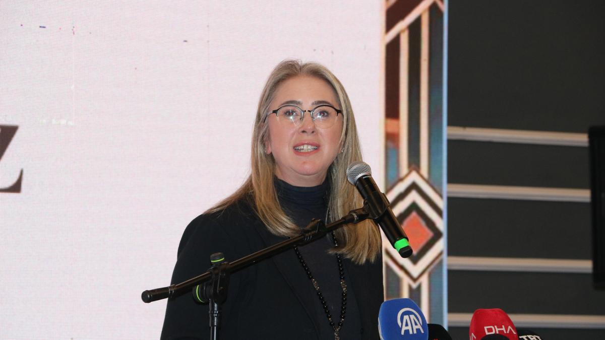 AK Parti Genel Sekreteri İnan: İzmirde, basit bir yağmurda bile şehri yönetemeyen bir yerel yönetimler acziyeti ile karşı karşıyayız