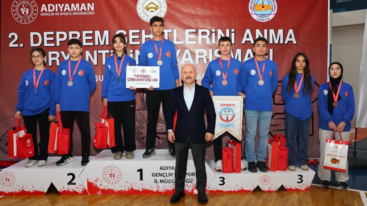 Adıyamanda sporcular madalyaları depremde ölenlerin adına aldılar