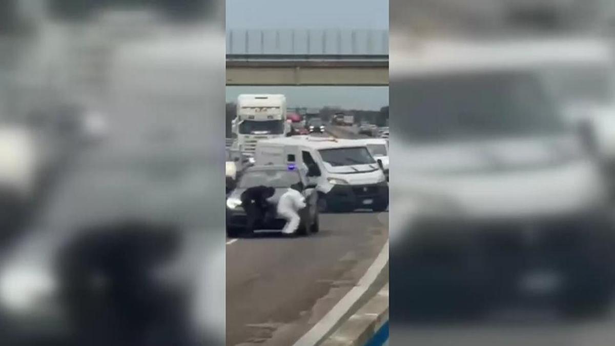 İtalya'da film sahnelerini aratmayan soygun