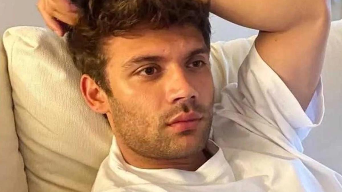 Caner Topçu’nun yeni tatil durağı şaşırttı! Buz gibi suda yüzdü