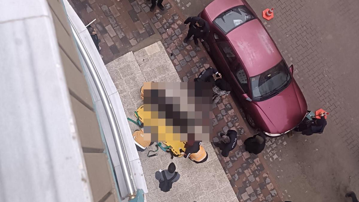 Siirt'te 3'üncü kattan düşen kadın hayatını kaybetti