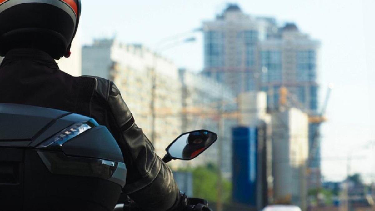 Sanal bahiste elden trafik: Motokuryelerle para transferi!