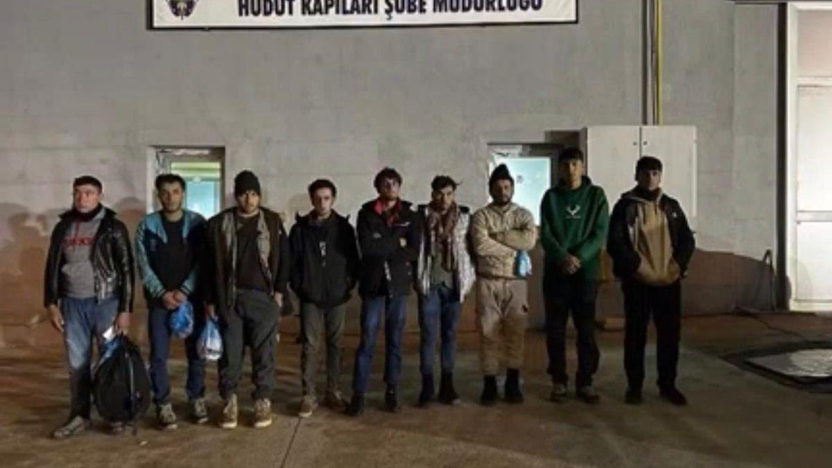 5 ilde göçmen kaçakçılığı operasyonu: 22 tutuklama