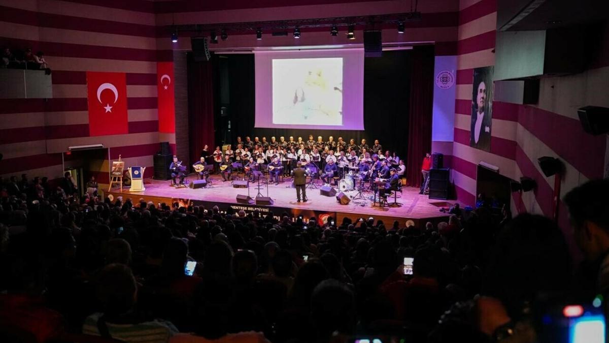 Menteşe Korosu'ndan Barış Manço konseri