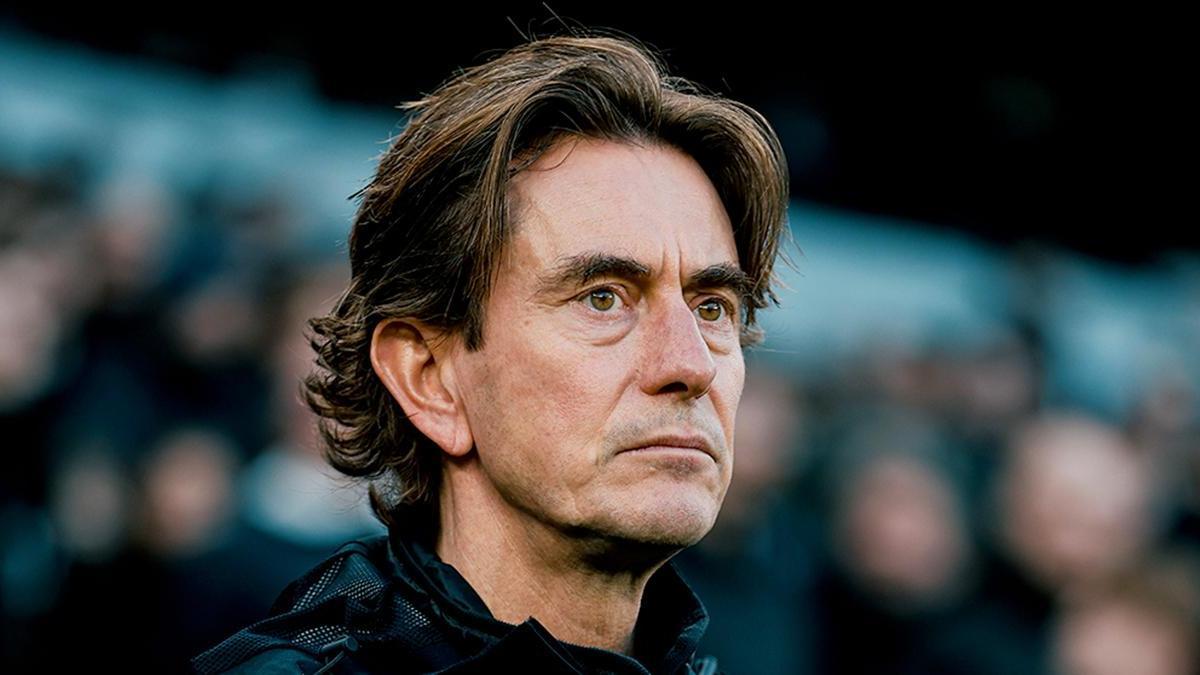 Premier Lig'de kümede kalma mücadelesi veren Tottenham, hocasıyla yollarını ayırdı