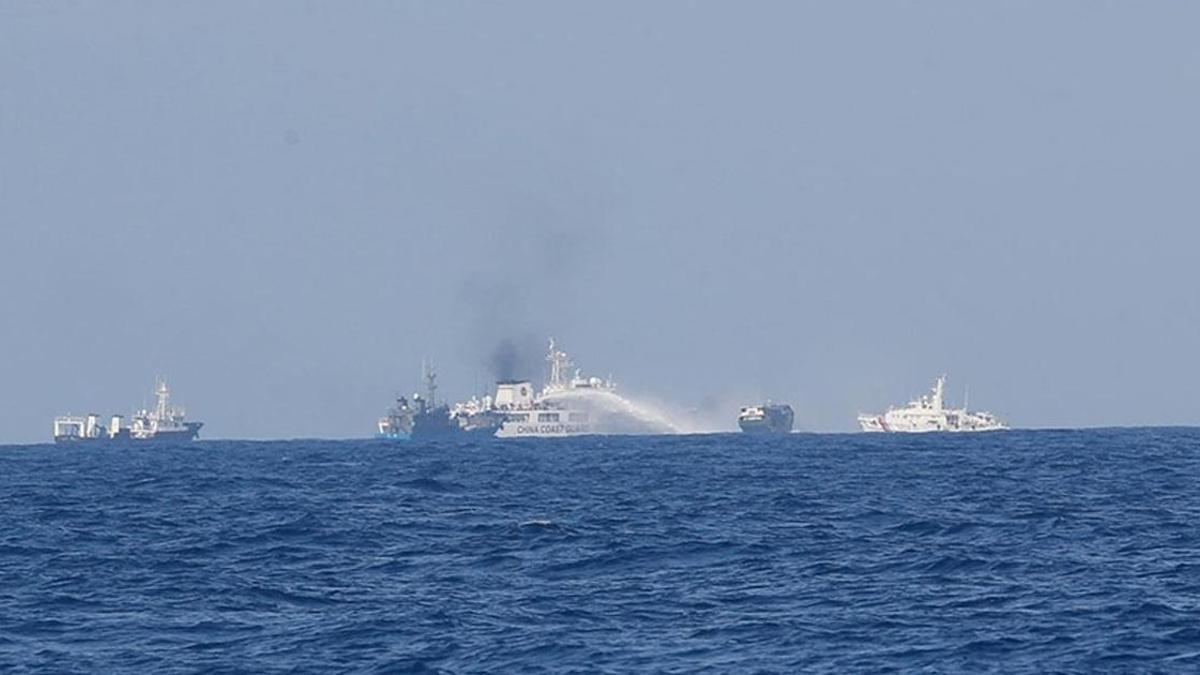 Çin Sahil Güvenlik gemileri, Japon kara sularını ihlal etti