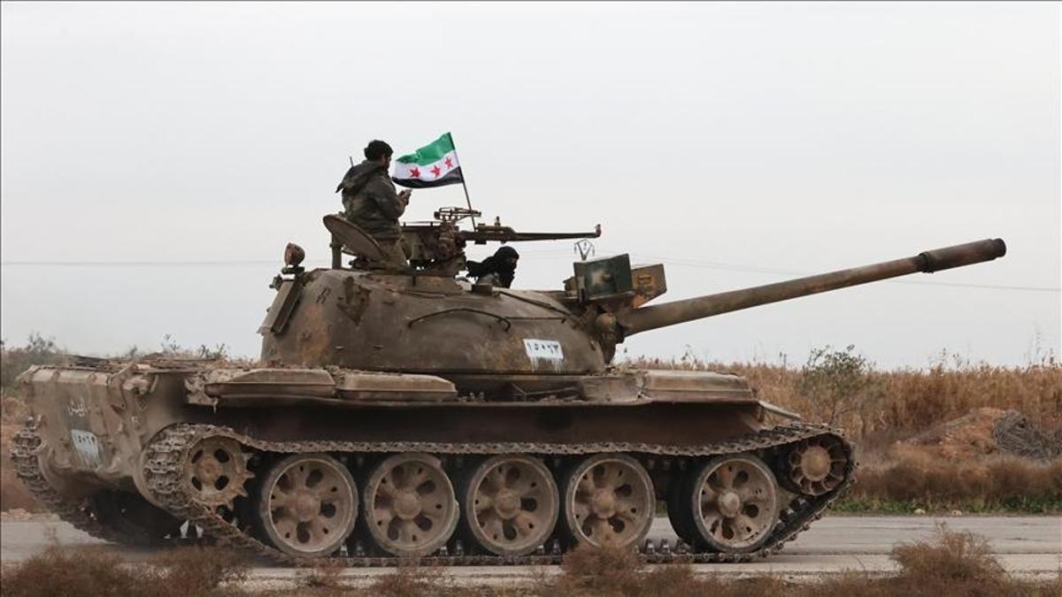 Suriye hükümeti, ABD'nin çekildiği Tenef Üssü'nde