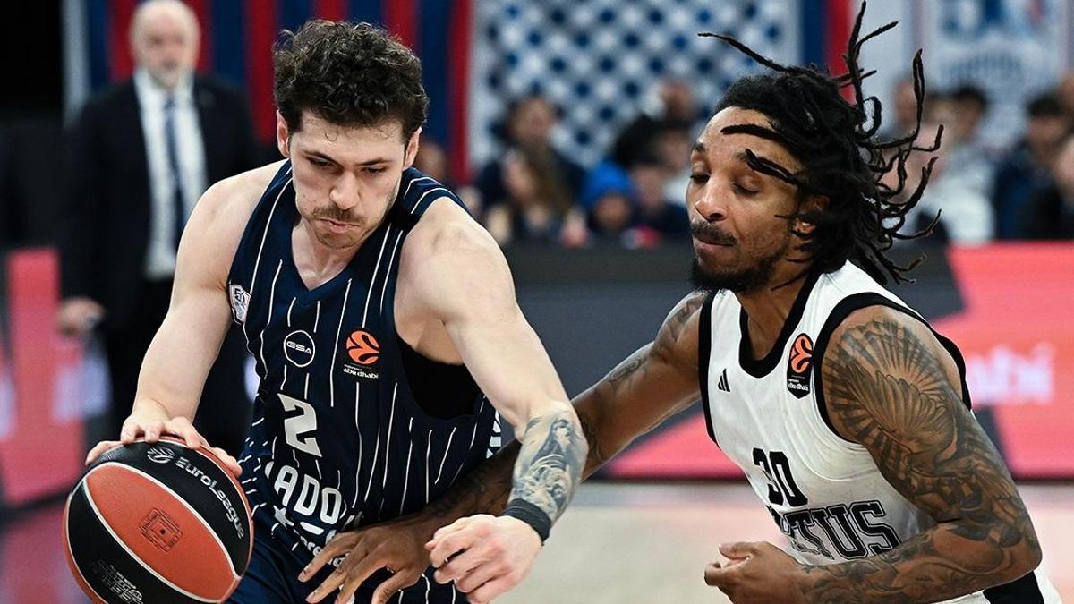 Anadolu Efes, Virtus Bologna'yı rahat geçti