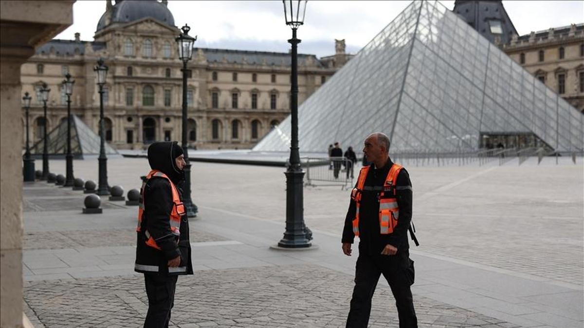 Louvre Müzesi'nde yeni skandal: Zarar 10 milyon euro