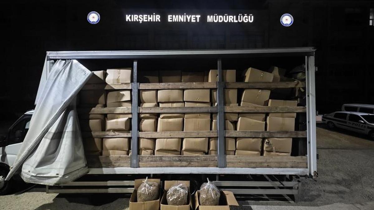 Kırşehirde 3,4 ton kaçak tütün ele geçirildi