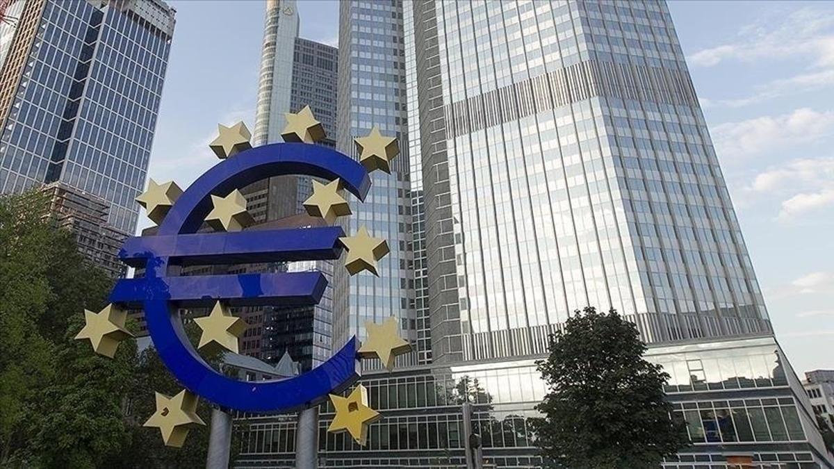 Euro bölgesi ekonomisi yılın son çeyreğinde ılımlı büyüme gösterdi