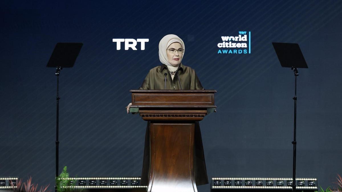 İstanbul- Emine Erdoğan: Bugün paylaşılan bu hikayeler, hak ile batılın savaşında doğru tarafta yer alan herkese güç verecektir