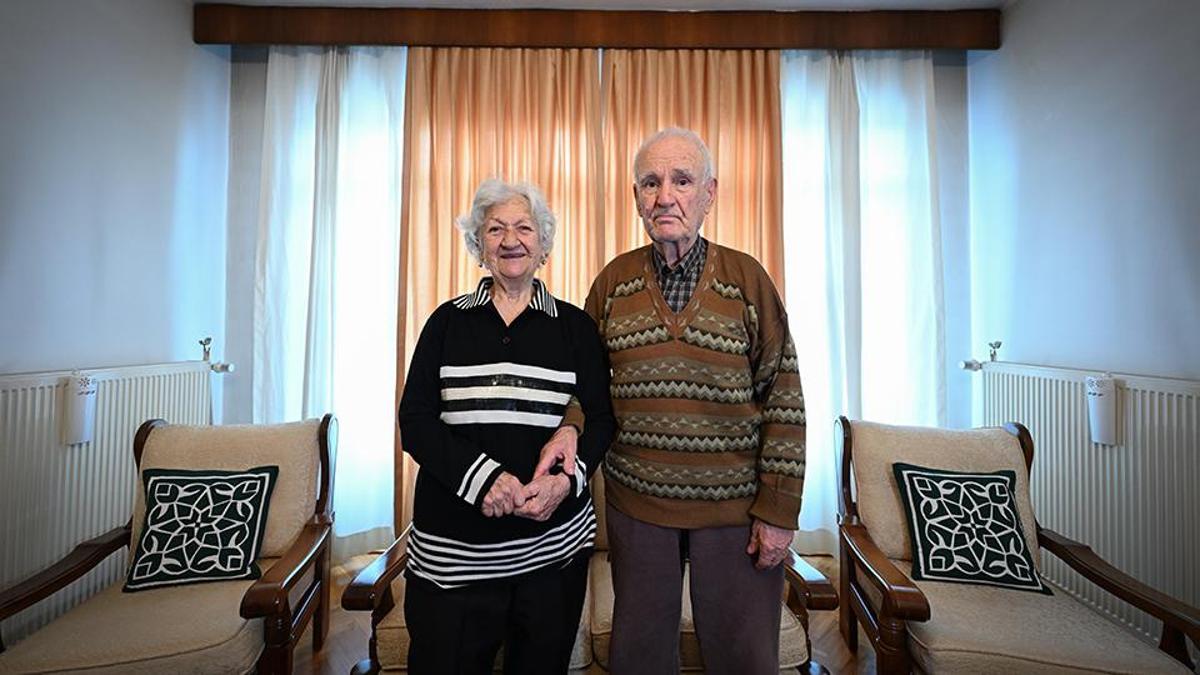 65 yıldır bitmeyen sevgi! 1961'den beri birleşen elleri hiç ayrılmadı