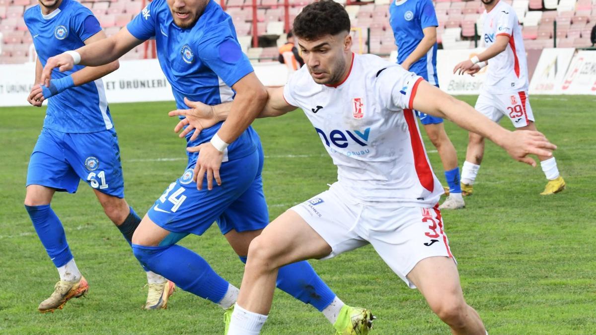 Balıkesirspor, 10 kişi kalan rakibine evinde teslim oldu