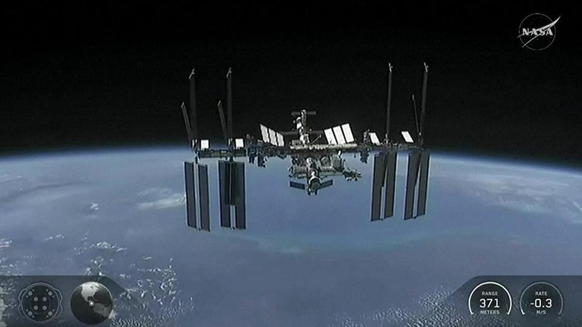 Uzayda nöbet değişimi gerçekleşti