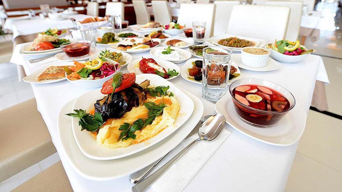 En çok yapılan iftar hatası açıklandı