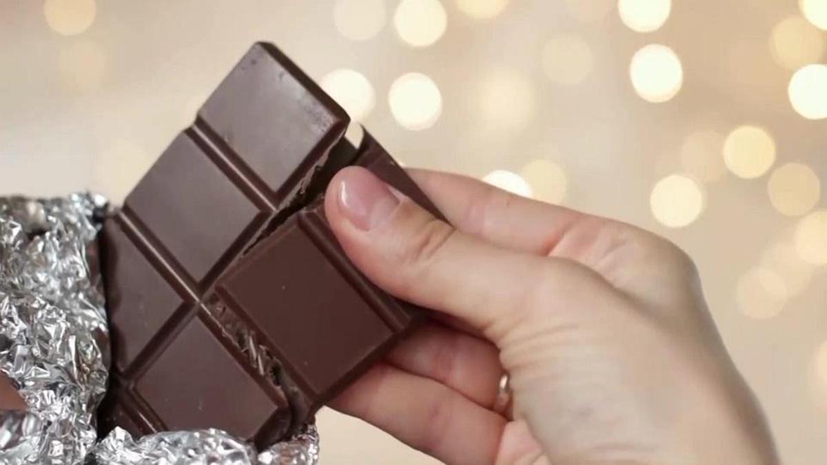 Demans hastası kadına hırsızlık tuzağı: Gofreti cebinde unuttu, kartından 25 bin TL çekildi!