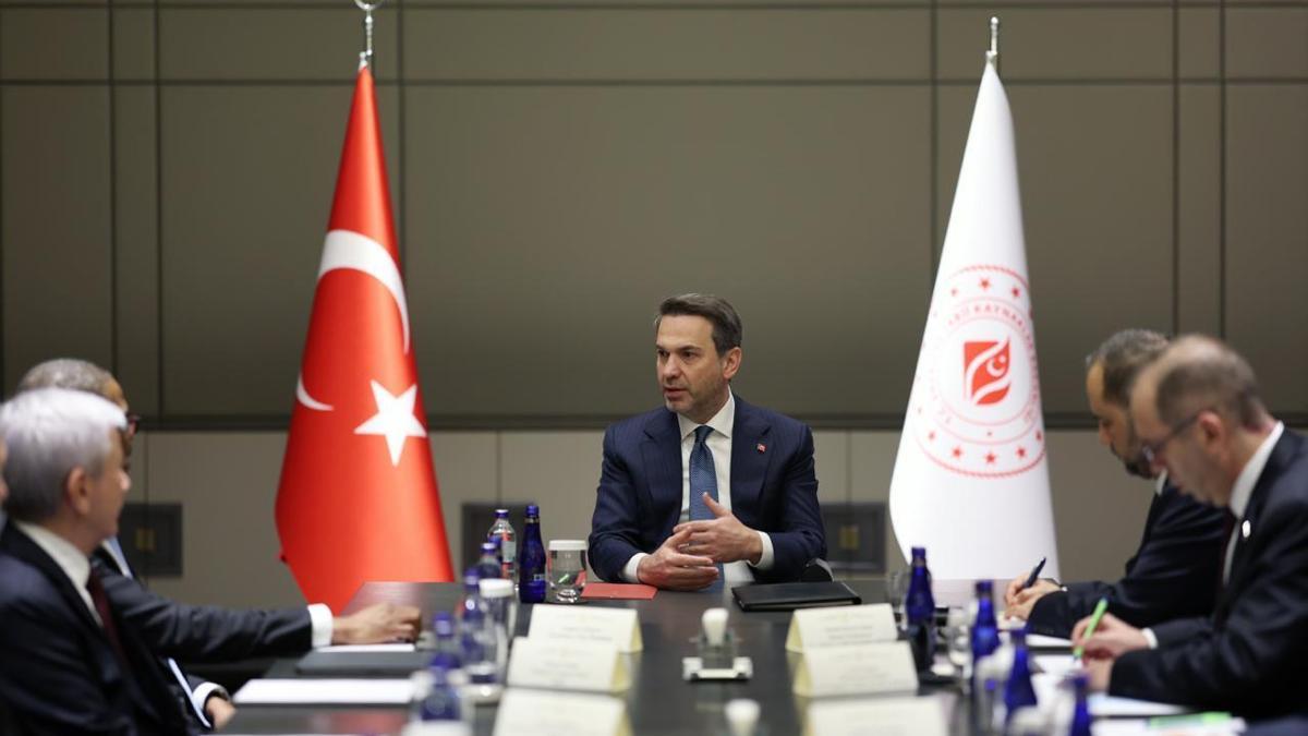 Bakan Bayraktar açıkladı! Türkiye enerjide sınırları aşıyor... TPAO ve Shell güçlerini birleştirdi