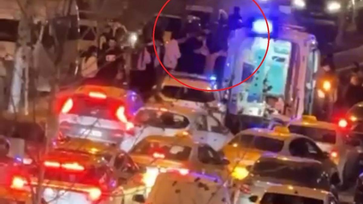 Diyarbakırda motosikletin çarptığı yaya ağır yaralandı