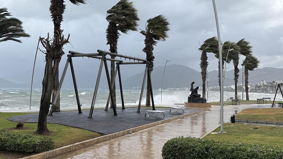 Marmara'nın ve Ege'nin batı kesimleri için fırtına uyarısı