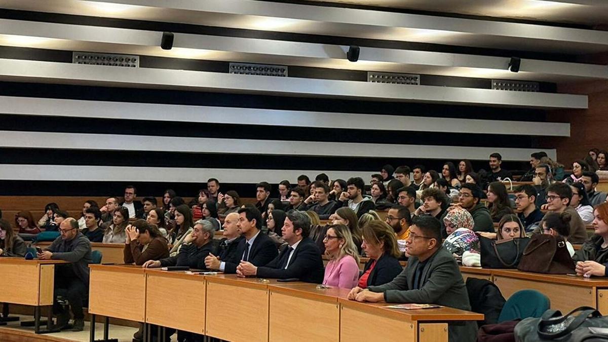 Öğrencilere bilişim dolandırıcılığı uyarısı