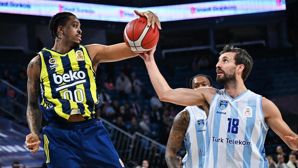 Fenerbahçe, finalde Beşiktaşın rakibi oldu
