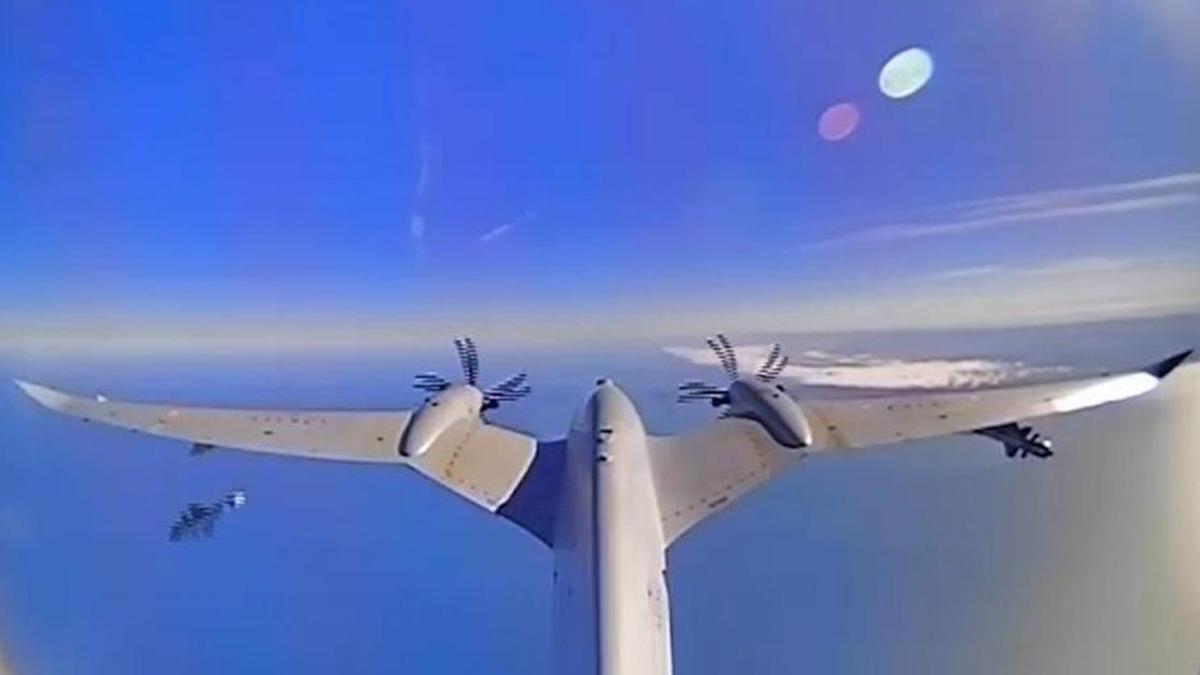 Bayraktar AKINCIdan bir ilk: EREN ile hedefe tam isabet!