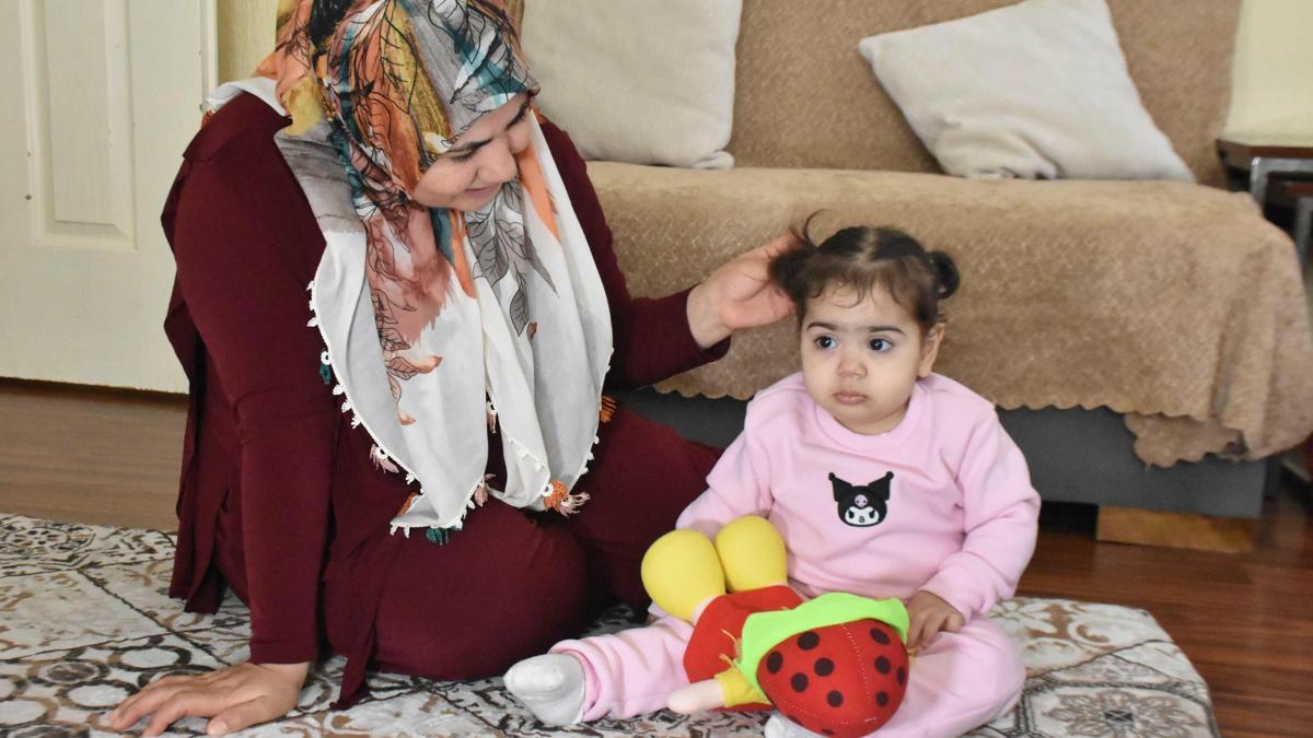 Kampanyası tamamlanıp, Dubai'ye giden SMA'lı Esma'nın annesi: İlaç damara girince kurtulacağına inandım