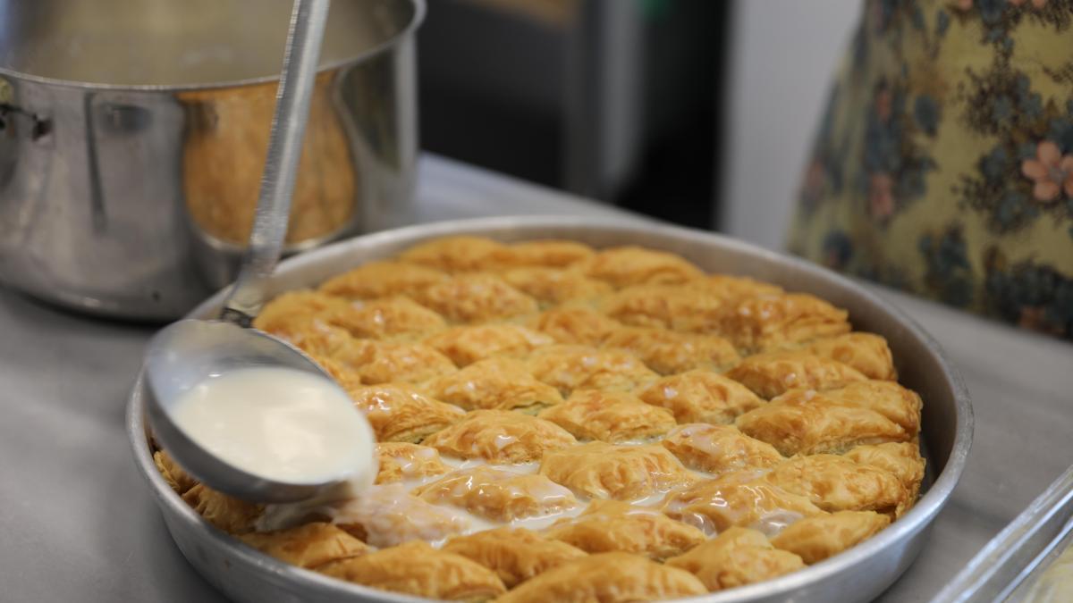 Gaziantep'te 'Halk Baklavası' ile kadınlara istihdam sağlanıyor/Ek fotoğraflar
