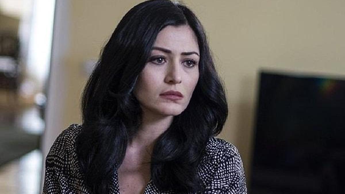 Deniz Çakır’dan sektöre eleştiri: 'Kadınların raf ömrü var gibi bakılıyor'