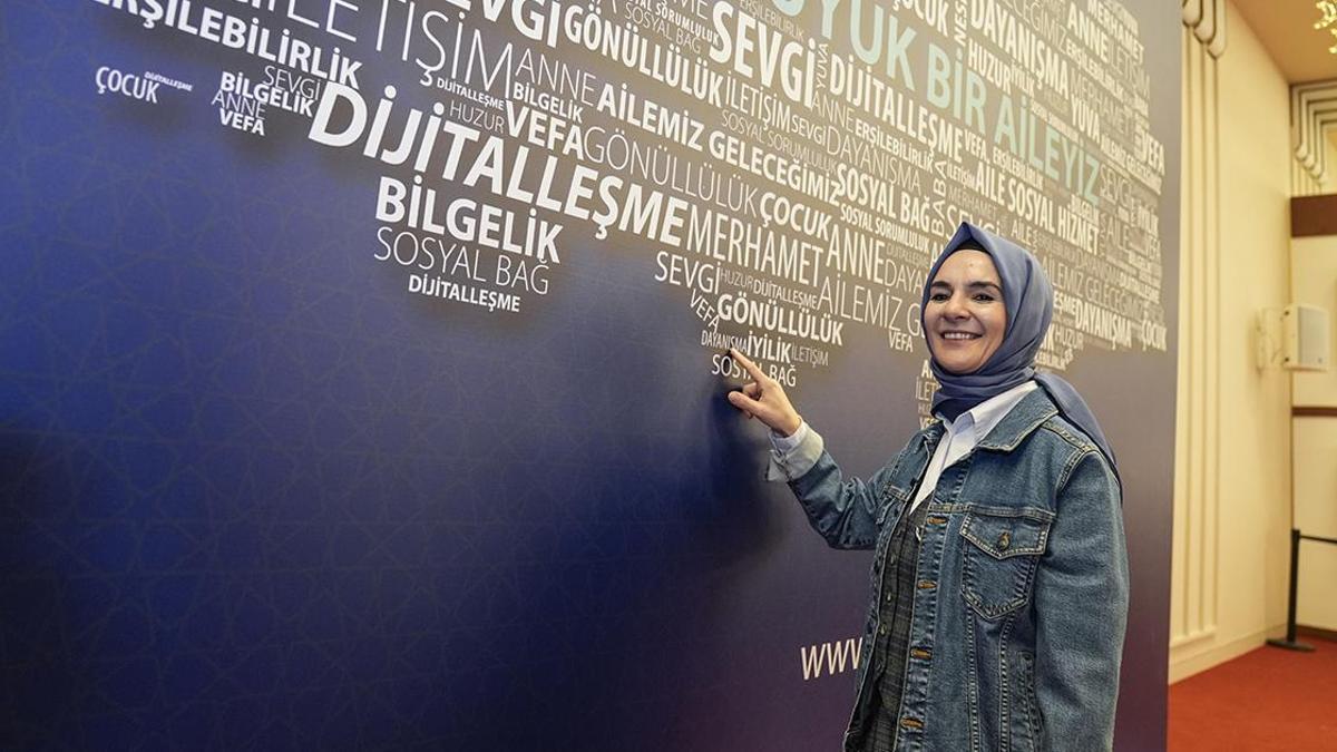 Bakan Göktaş 'Külliye'de Ramazan' etkinliklerine katıldı