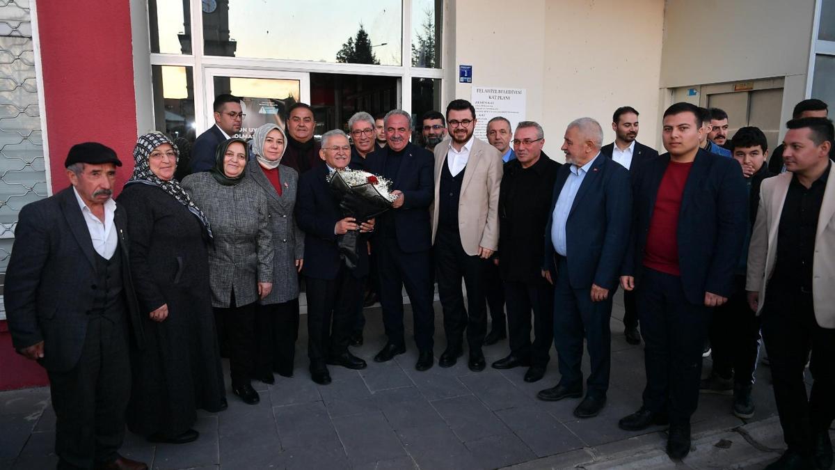 Başkan Büyükkılıç'tan Felahiye ve Özvatan'a ziyaret