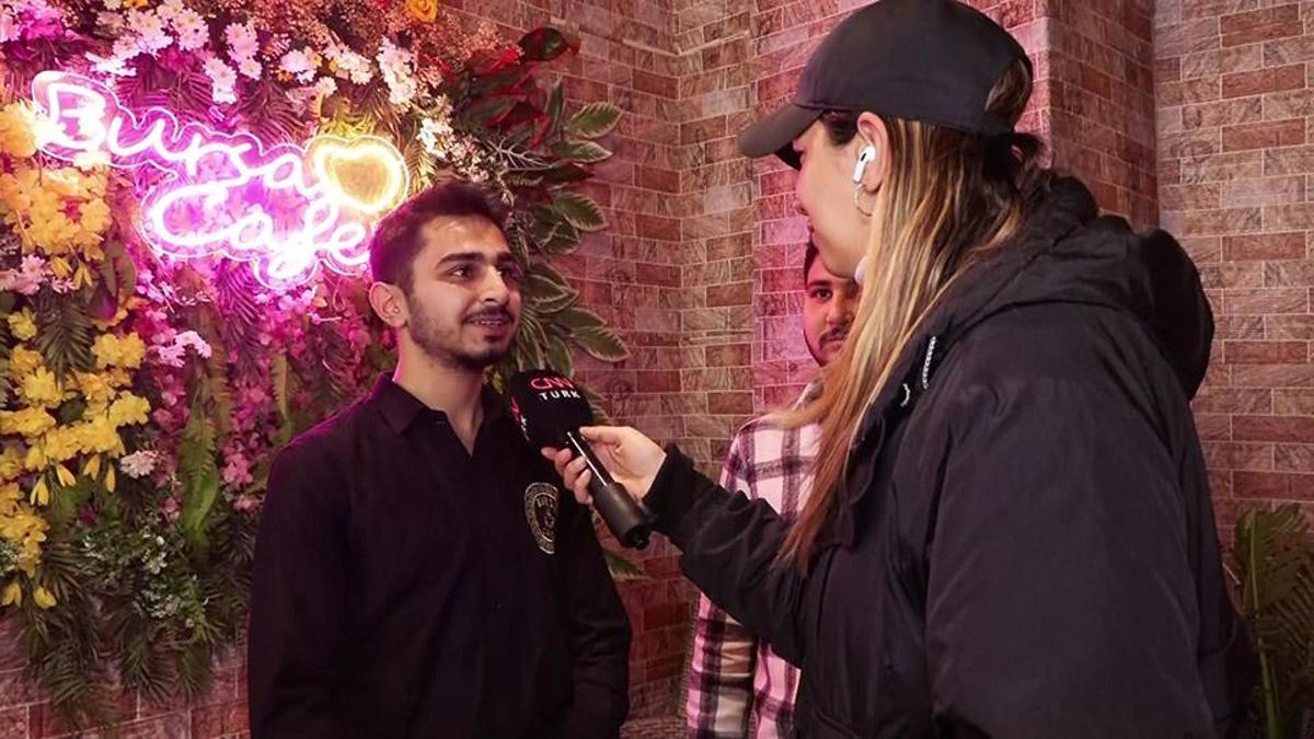 Halepli 2 kardeşin vefası... Türkiye'den Suriye'ye giden 2 kardeş Bursa Kafeyi açtı