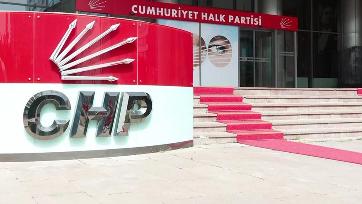 CHP'de 6 saatlik muhalif toplantısı