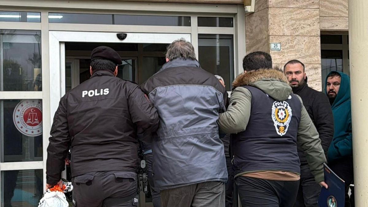 'Sakaraltı Sakarüstü' sanal medya hesabına yönelik ikinci dalga operasyonu: 8 gözaltı