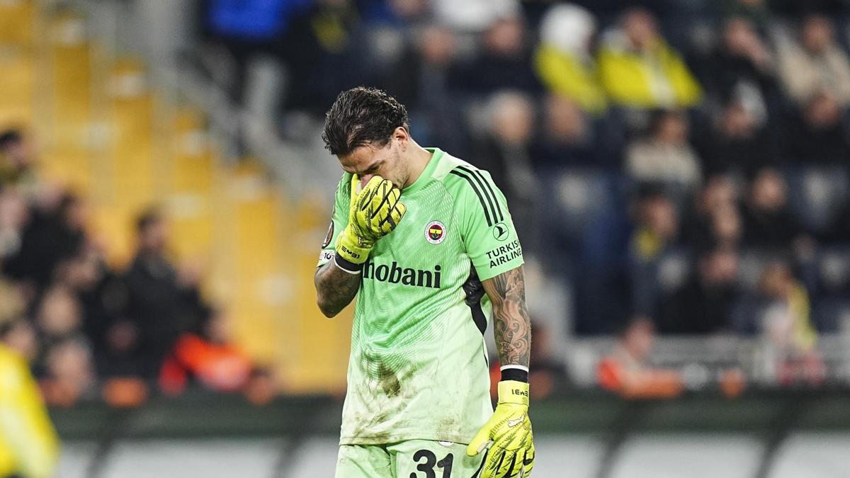 SON DAKİKA | Fenerbahçe'de sakatlanan futbolculardan kötü haber