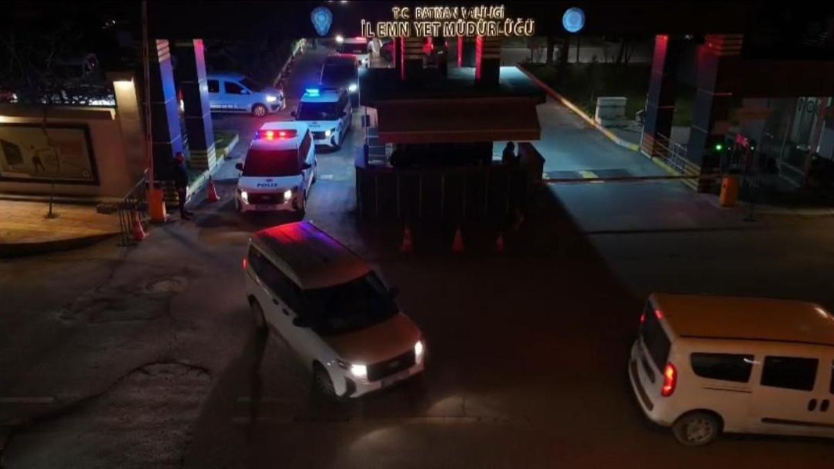 Batman merkezli 10 ilde 15 milyar liralık işlem hacmine ulaşan yasa dışı bahis ağı çökertildi