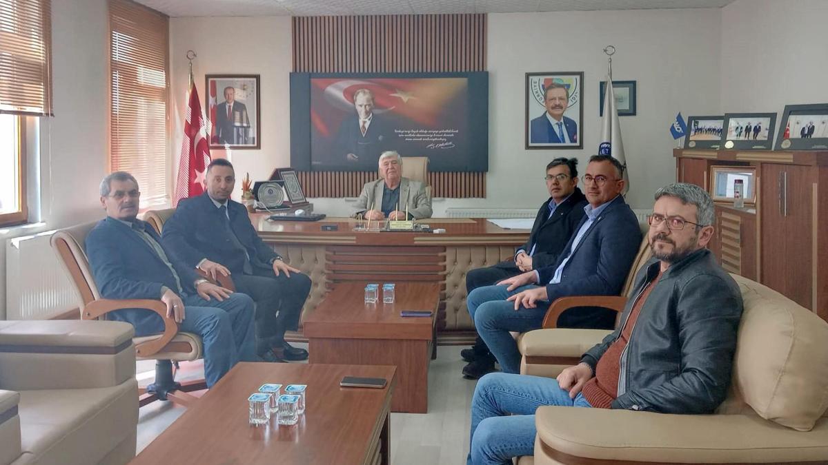 Vergi Dairesi Müdürü Küre, Dündar'ı ziyaret etti