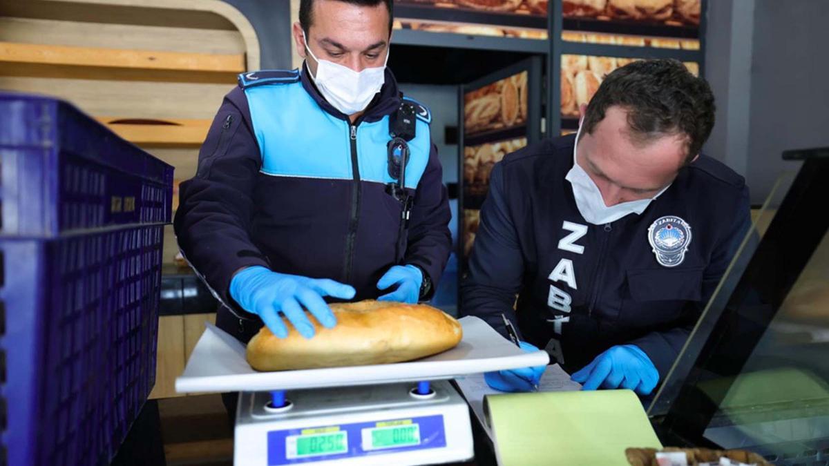 Çeşme'de fırınlar denetlendi