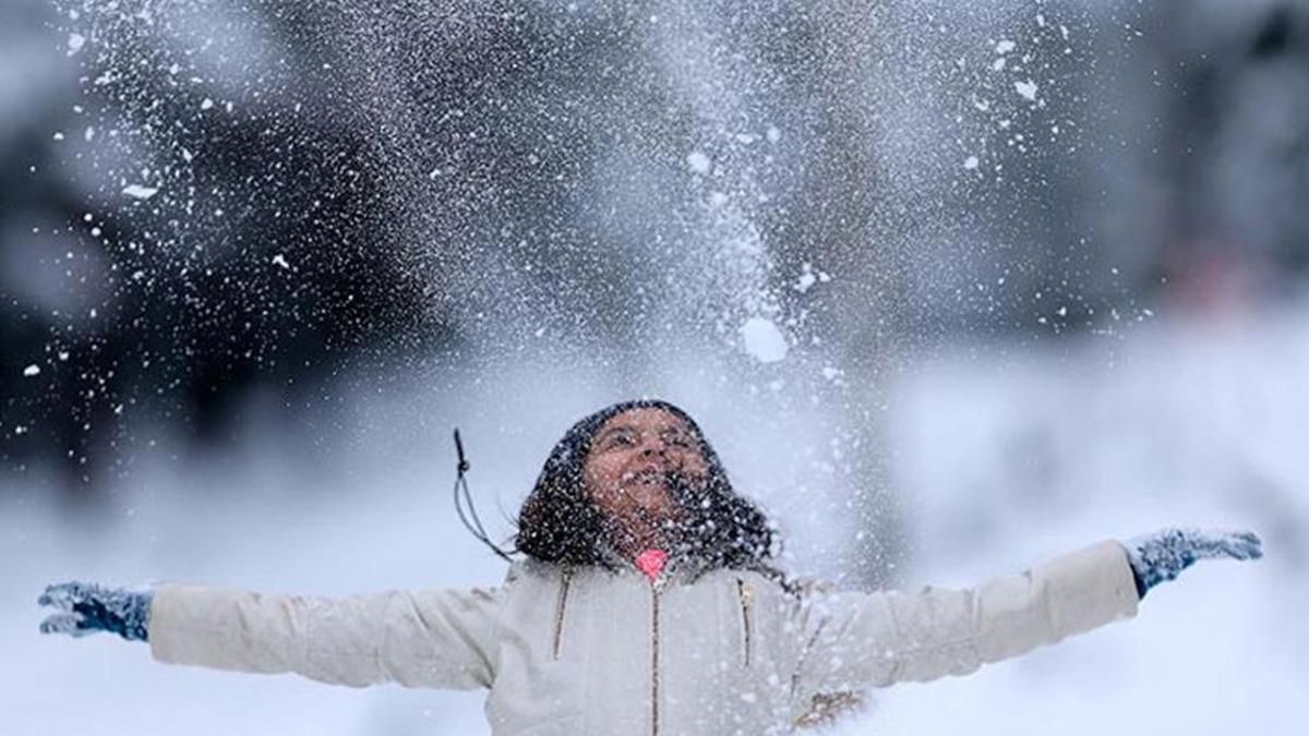 Erzurumda 3 ilçede eğitime kar engeli
