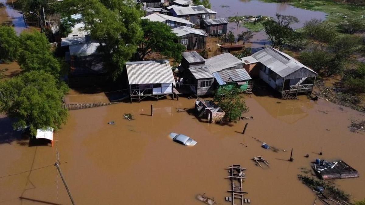 Brezilyayı vuran selde can kaybı 46ya yükseldi