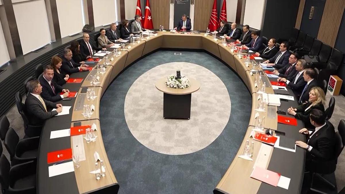 CHP'deki muhaliflerden ihraç tepkisi