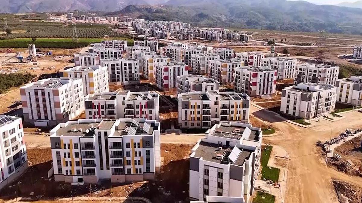 Yüzyılın konut projesinde kura heyecanı sürüyor