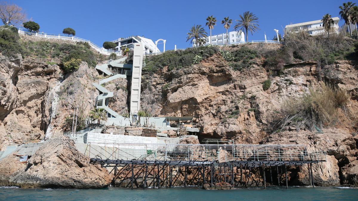 Falezlerde 26 noktada kaçak yapı tespit edildi / Ek fotoğraflar