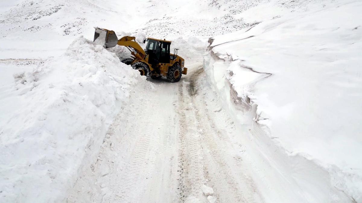 Erzurum'da 3 günde 1134 mahallenin yolu açıldı