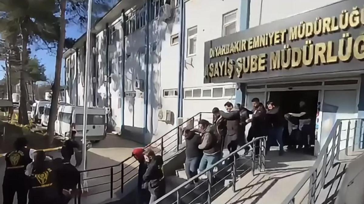 Sahte araç muayene randevusu dolandırıcılığına 14 ilde Son istasyon operasyonu: 25 tutuklama
