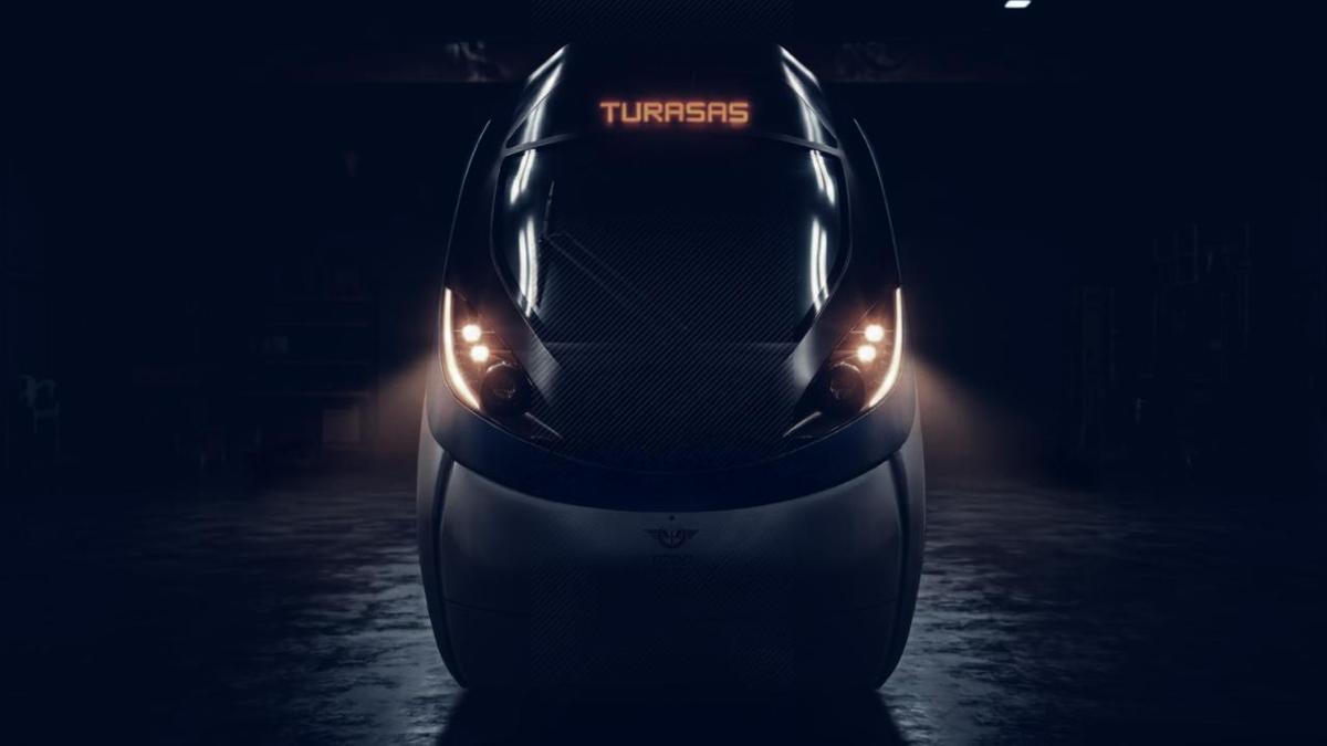 Türkiye’nin ilk milli elektrikli hızlı treni raylara iniyor